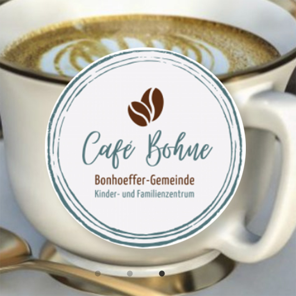 Tasse Kaffee mit Café Bohne Logo Design